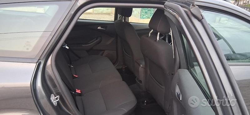 Usata Ford Focus 2016 Marrone Station wagon