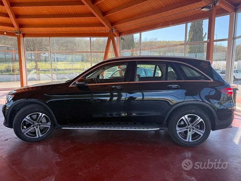 Usata Mercedes GLC250 Exclusive 204 CV (150 kW) 2017 Nero Station wagon