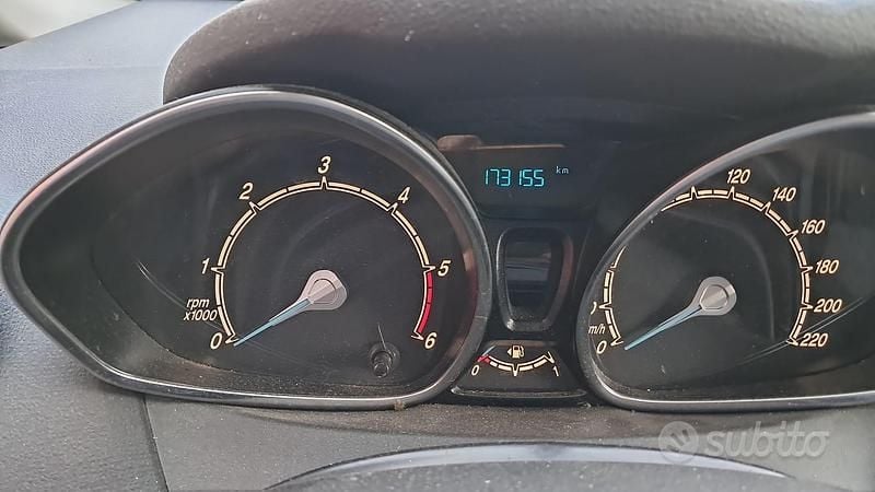 Usata Ford Fiesta 2014 Bianco Utilitaria