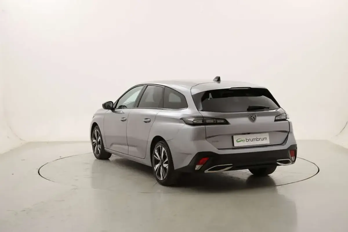 Usata Peugeot 308 SW Allure 131 CV (96 kW) 2023 Argento Station wagon