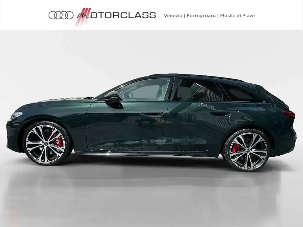 Nuova Audi S5 Sport 367 CV (269 kW) 2026 Verniciature personalizzate au Station wagon