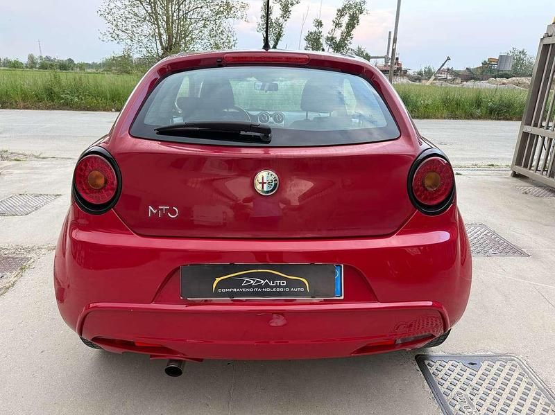 Usata Alfa Romeo MiTo Distinctive 95 CV (69 kW) 2011 Rosso Utilitaria