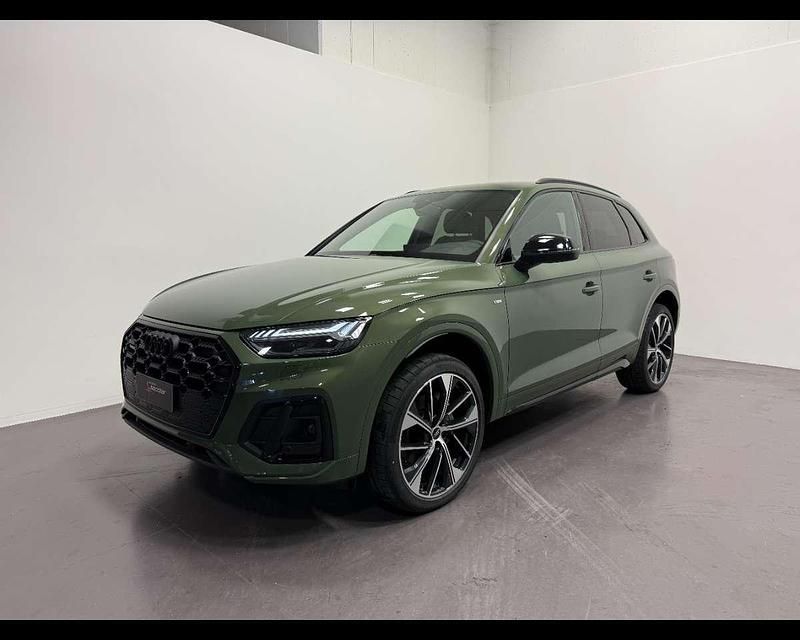 Nuova Audi Q5 Ambiente 204 CV (150 kW) 2025 Verde district metallizzato SUV