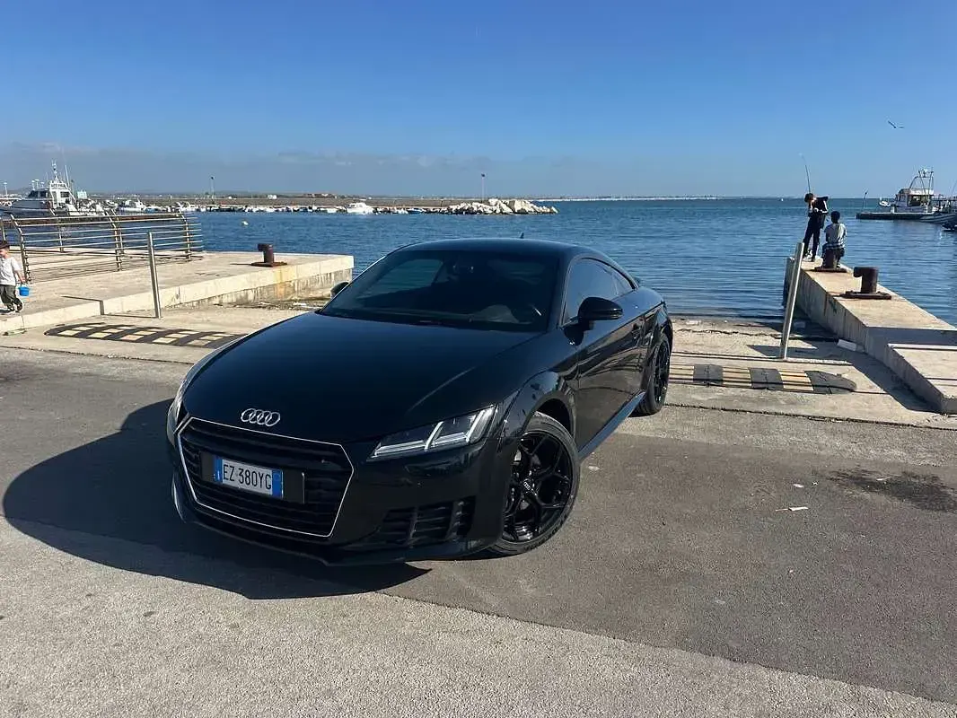 Usata Audi TT Ambiente 184 CV (135 kW) 2015 Nero Coupé