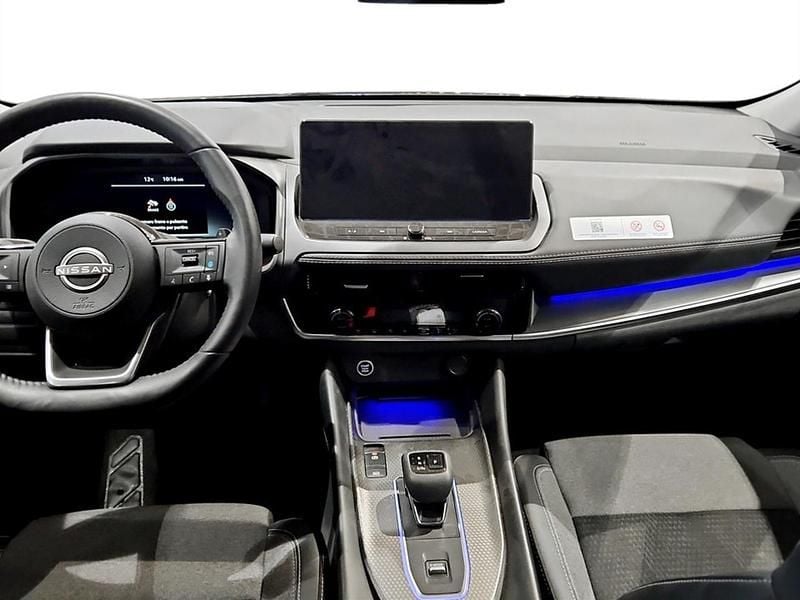 Usata Nissan Qashqai N-Connecta 158 CV (116 kW) 2025 Grey dark metal SUV