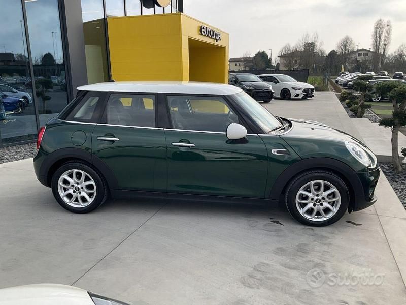 Usata Mini Cooper 136 CV (100 kW) 2016 Verde Utilitaria
