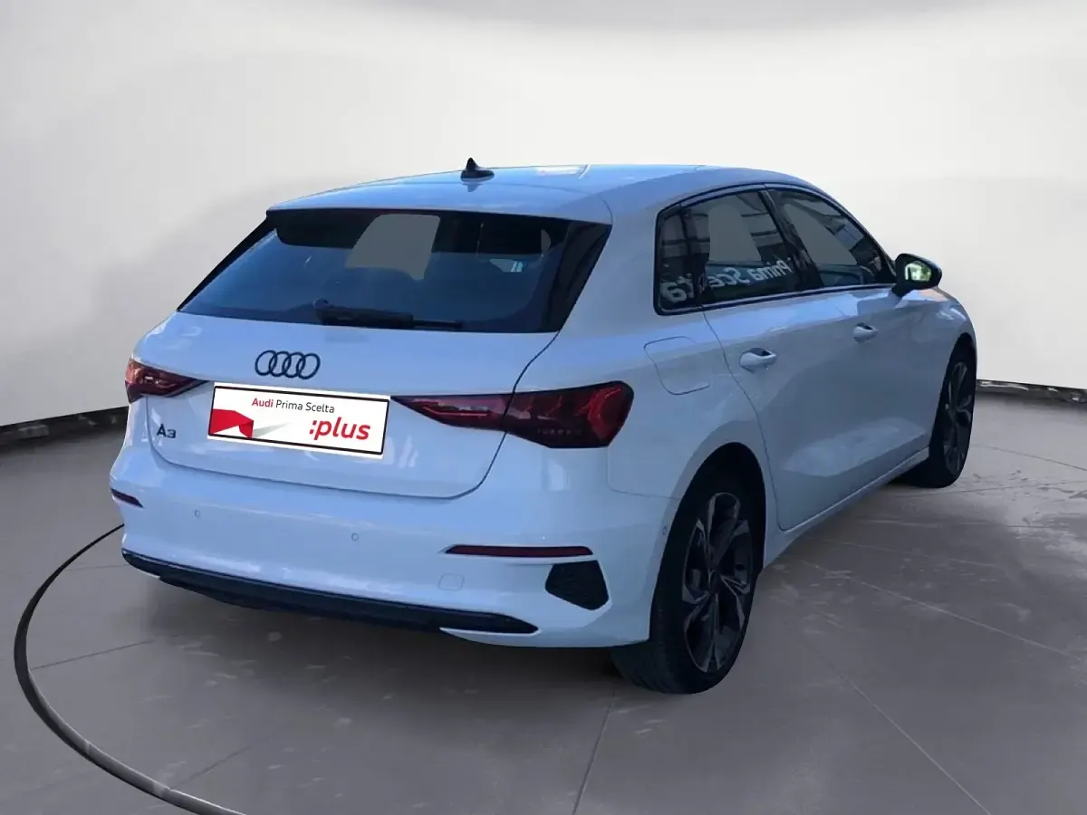 Usata Audi A3 Sportback 150 CV (110 kW) 2022 Bianco Utilitaria