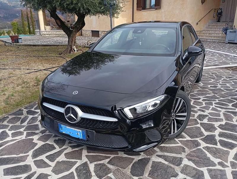 Usata Mercedes A180 Edition 116 CV (85 kW) 2021 Nero Berlina