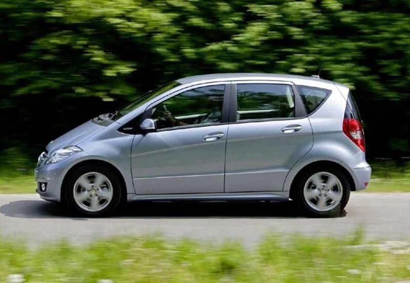 Usata Mercedes A180 Executive 109 CV (80 kW) 2012 Argento Monovolume