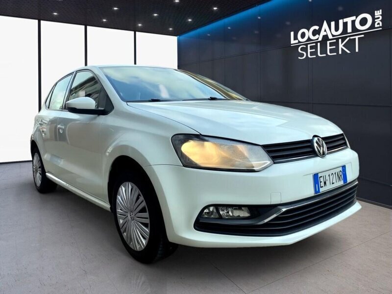 Usato 2014 VW Polo 1.2 Benzin 90 CV (7.990 €)