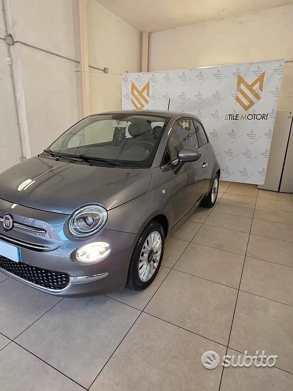 Grigio Usata 2016 Fiat 500 Lounge Tre volumi | 6990 € (Ottimo prezzo) - Immagine 1/4