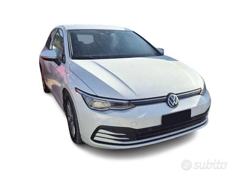 Usata VW Golf VIII Life 115 CV (84 kW) 2021 Bianco Berlina