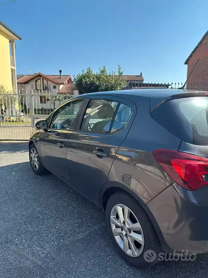 Usata Opel Corsa 69 CV (50 kW) 2015 Grigio Utilitaria