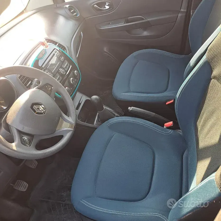 Usata Renault Captur 90 CV (66 kW) 2013 SUV