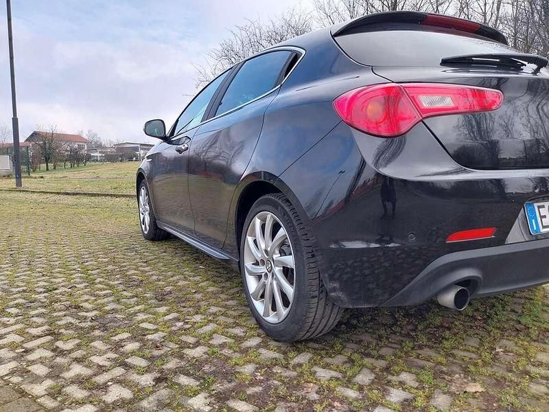 Usata Alfa Romeo Giulietta 120 CV (88 kW) 2013 Utilitaria