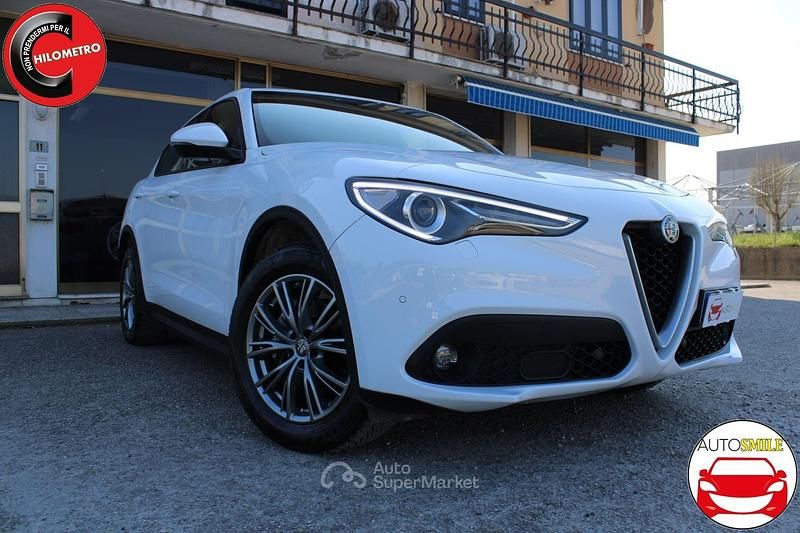 Usata Alfa Romeo Stelvio Executive 190 CV (139 kW) 2022 Bianco SUV