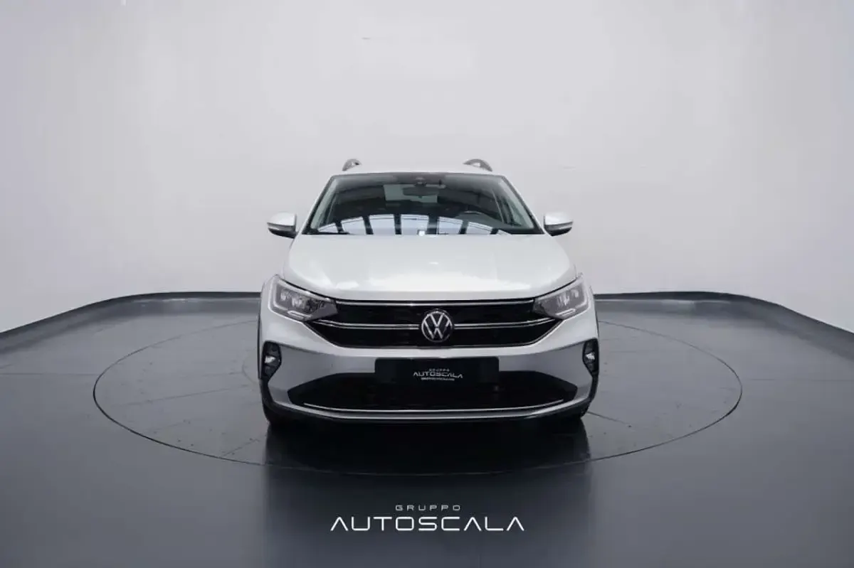 Usata VW Taigo Life 110 CV (80 kW) 2023 Argento riflesso SUV