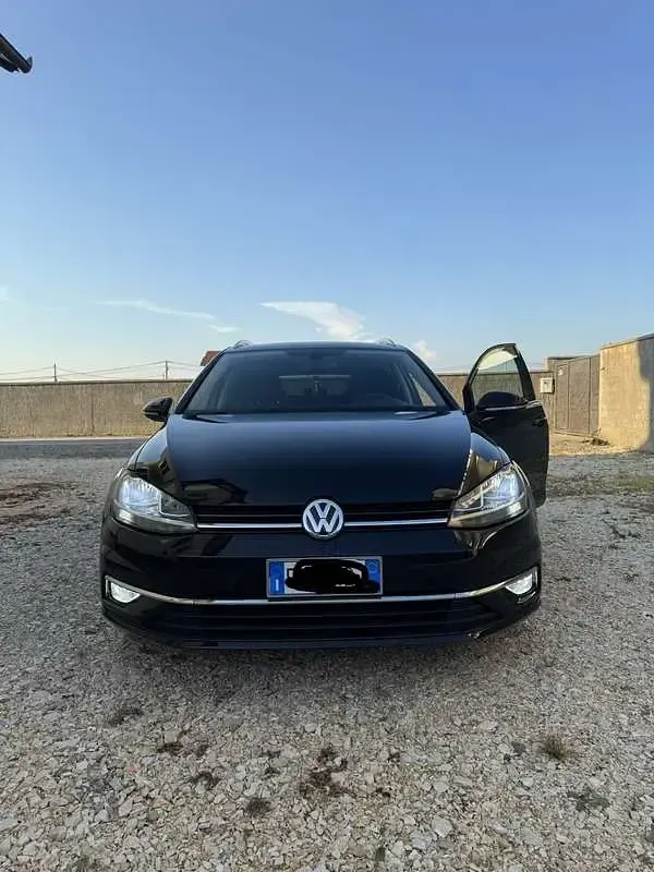 Usata VW Golf VII Trendline 122 CV (89 kW) 2017 Station wagon