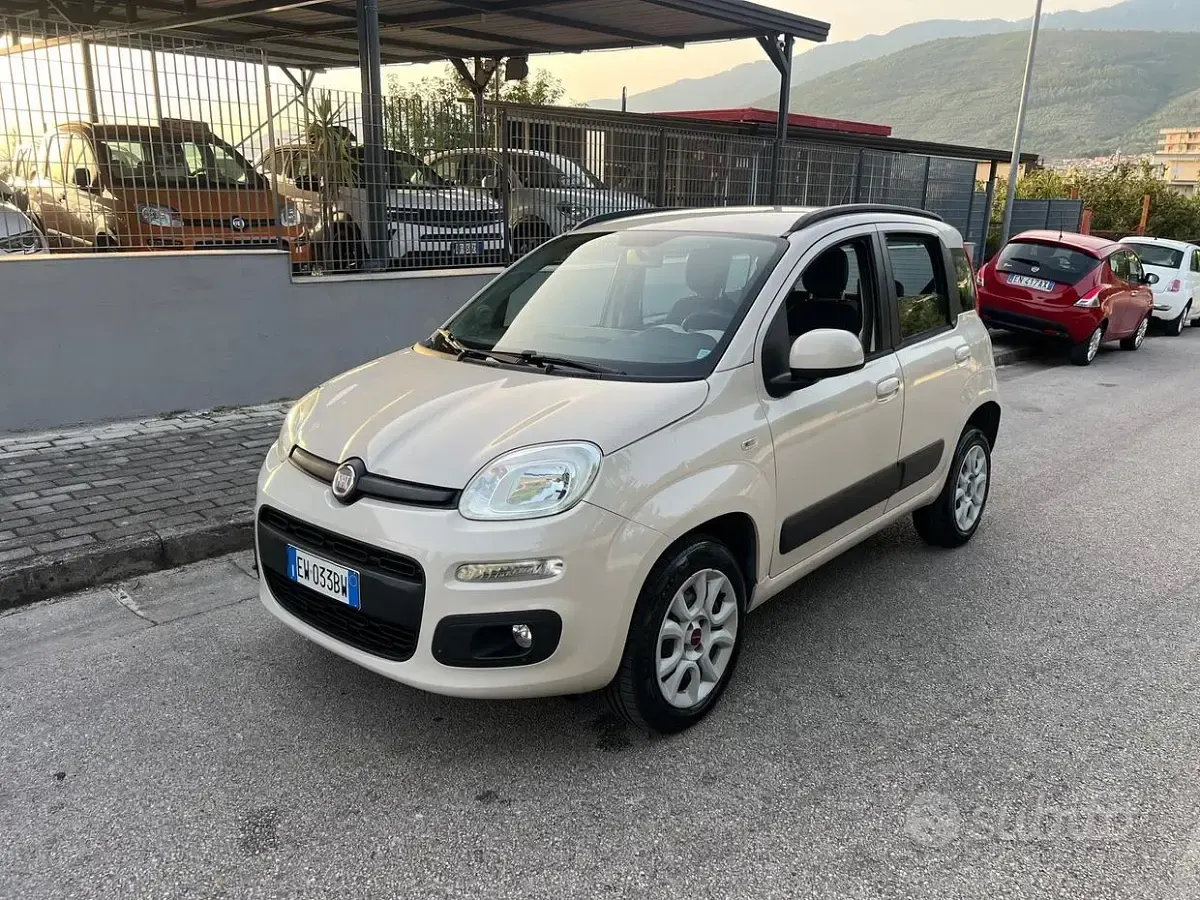 Usata Fiat Panda Lounge 80 CV (58 kW) 2014 Utilitaria