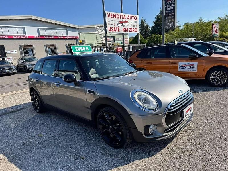 Grigio Usata 2016 Mini Cooper D Clubman Station wagon | 9900 € (Buon prezzo) - Immagine 1/4