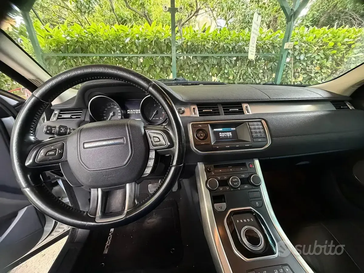 Usata Land Rover Range Rover evoque 190 CV (139 kW) 2012 Bianco SUV