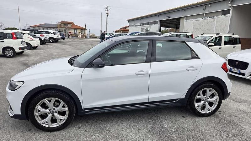 Usata Audi A1 Ambiente 116 CV (85 kW) 2020 SUV