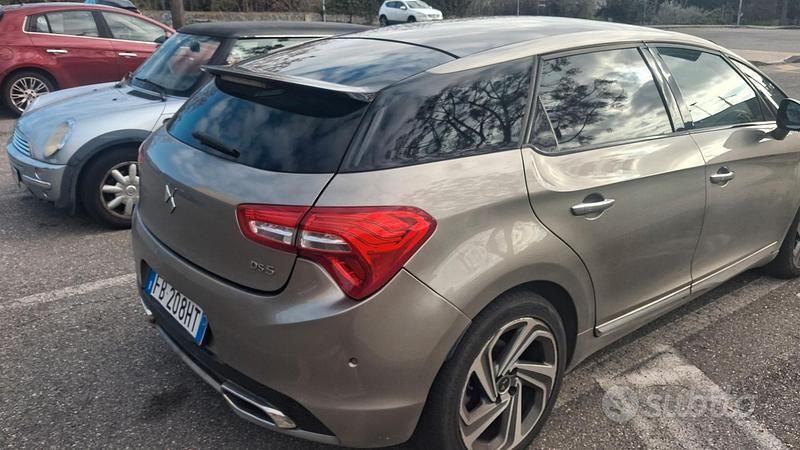 Usata DS Automobiles DS5 2015 Grigio Utilitaria