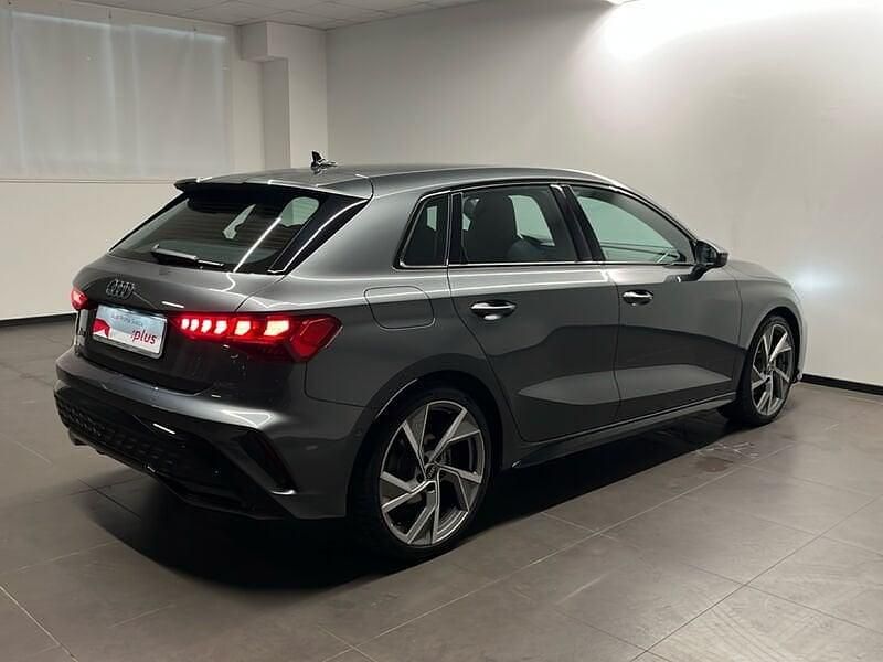 Usata Audi A3 Sportback S-Line 150 CV (110 kW) 2024 Grigio Utilitaria