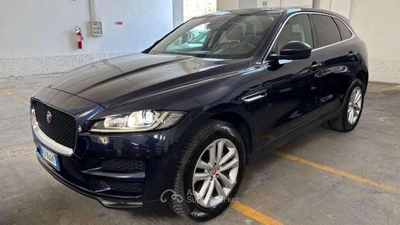 Usata Jaguar F-Pace Portfolio 179 CV (131 kW) 2016 Blu scuro SUV