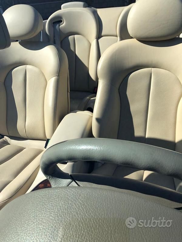 Usata Mercedes CLK320 218 CV (160 kW) 2004 Nero Cabrio