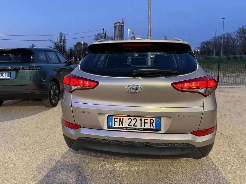 Usata Hyundai Tucson Edition 116 CV (85 kW) 2018 Grigio SUV