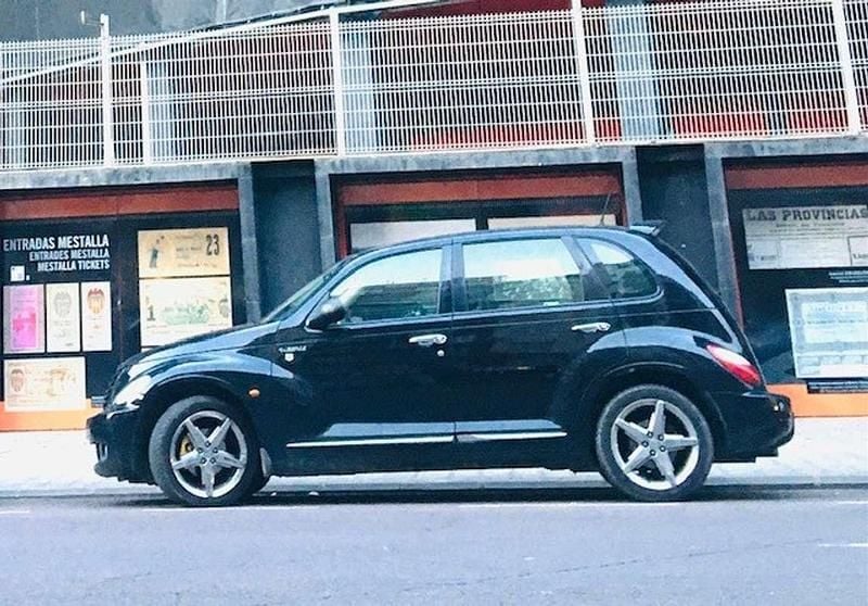 Usata Chrysler PT Cruiser Limited 150 CV (110 kW) 2006 Nero Monovolume