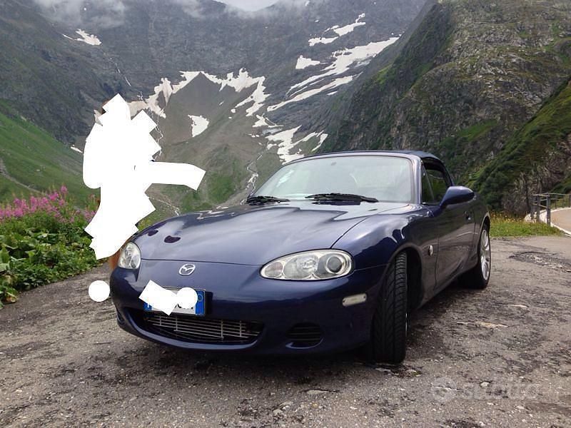 Usata Mazda MX5 110 CV (80 kW) 2003 Blu Cabrio