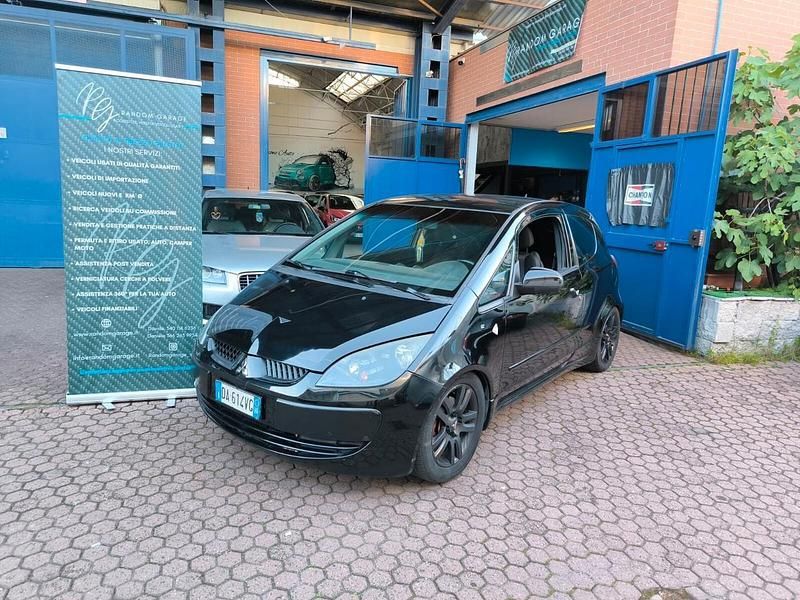 Usata Mitsubishi Colt 150 CV (110 kW) 2006 Nero Berlina