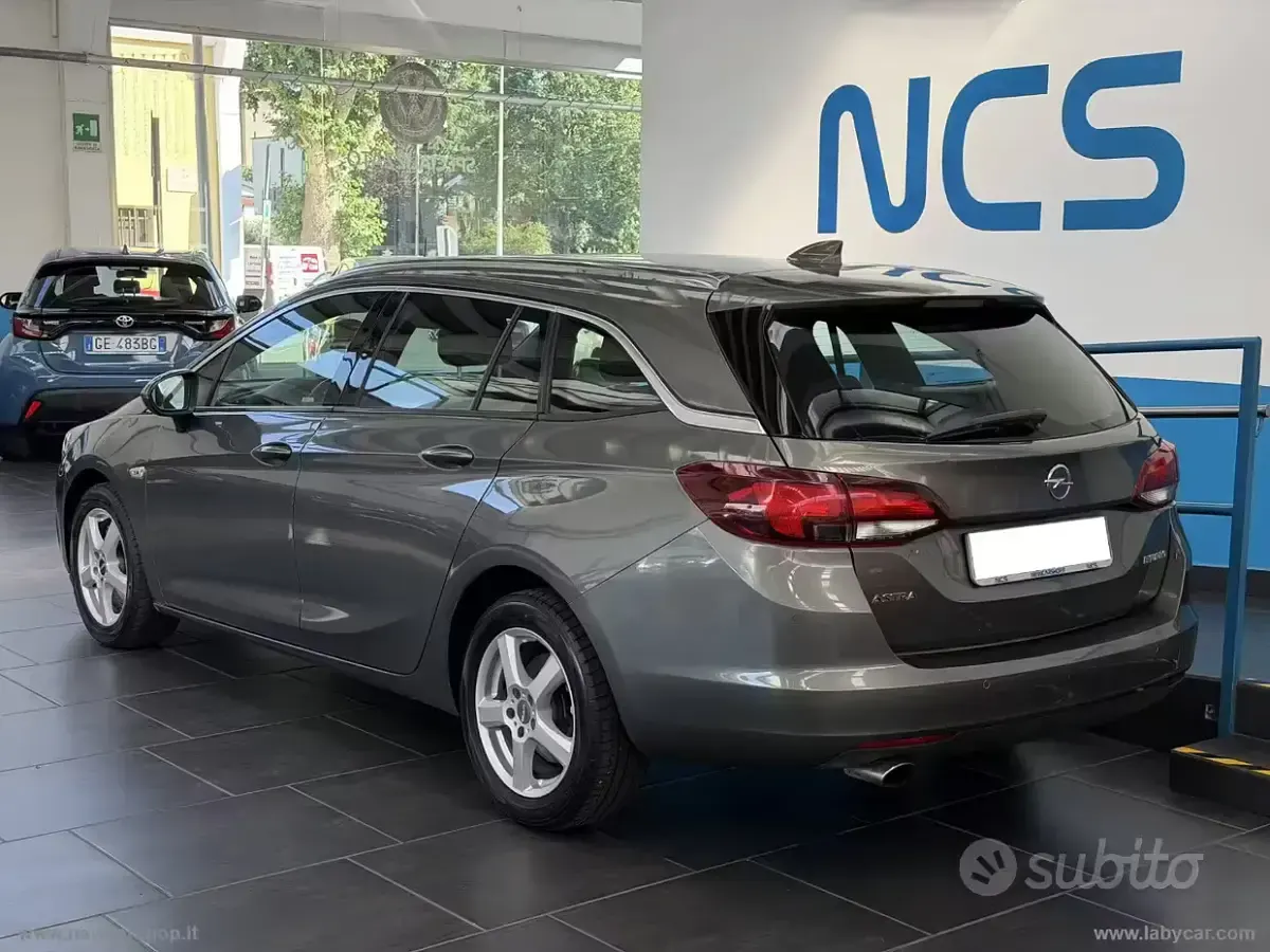 Usata Opel Astra Dynamic 160 CV (117 kW) 2017 Grigio Station wagon