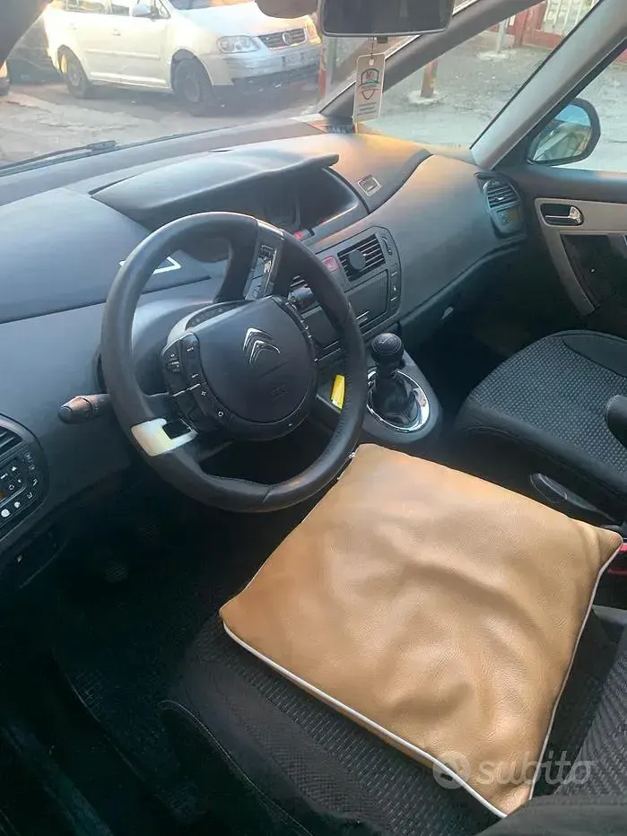 Usata Citroën C4 Picasso 112 CV (82 kW) 2011 Nero Monovolume