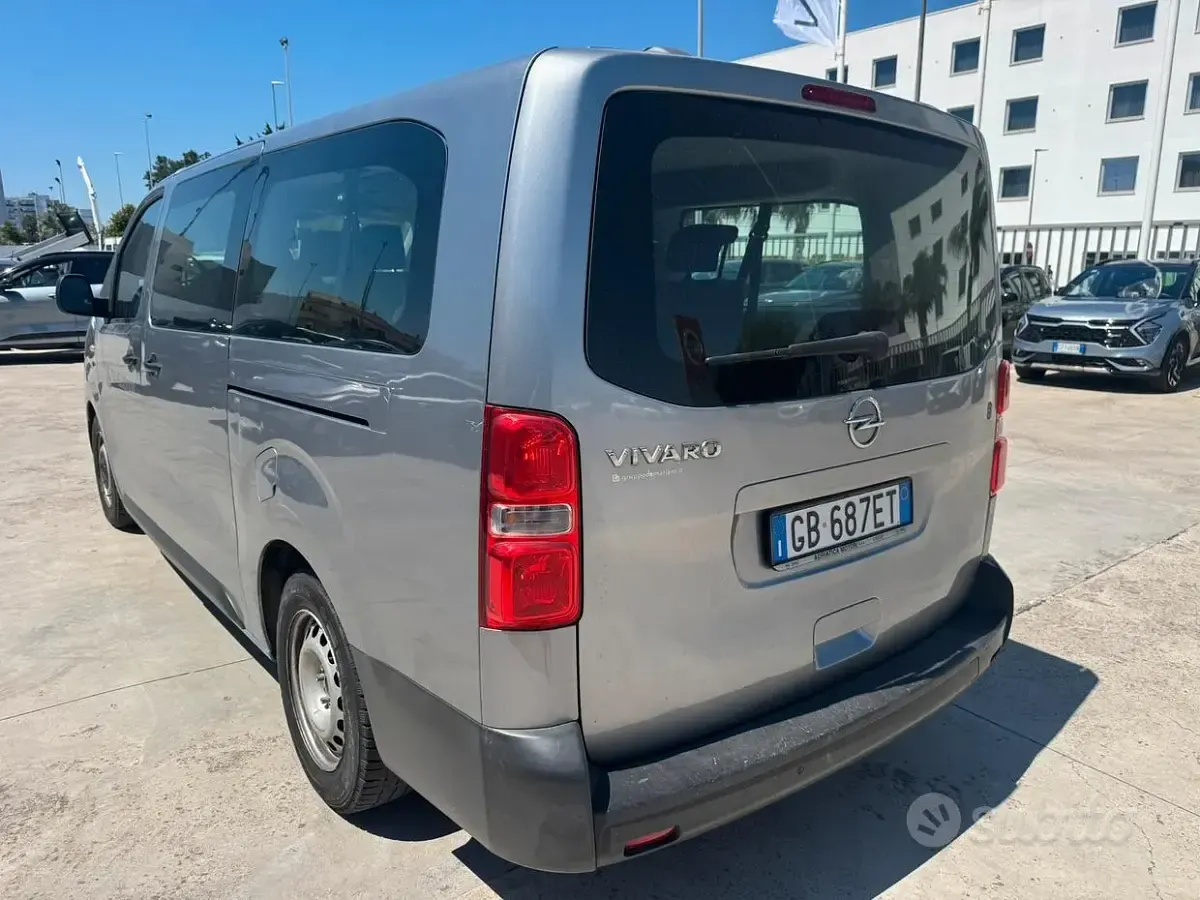 Usata Opel Vivaro-e Combi 120 CV (88 kW) 2021 Monovolume