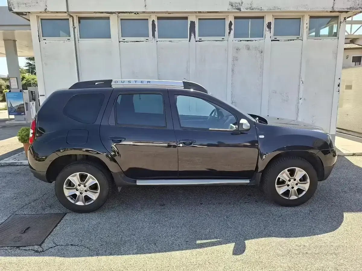 Usata Dacia Duster 109 CV (80 kW) 2014 Nero SUV