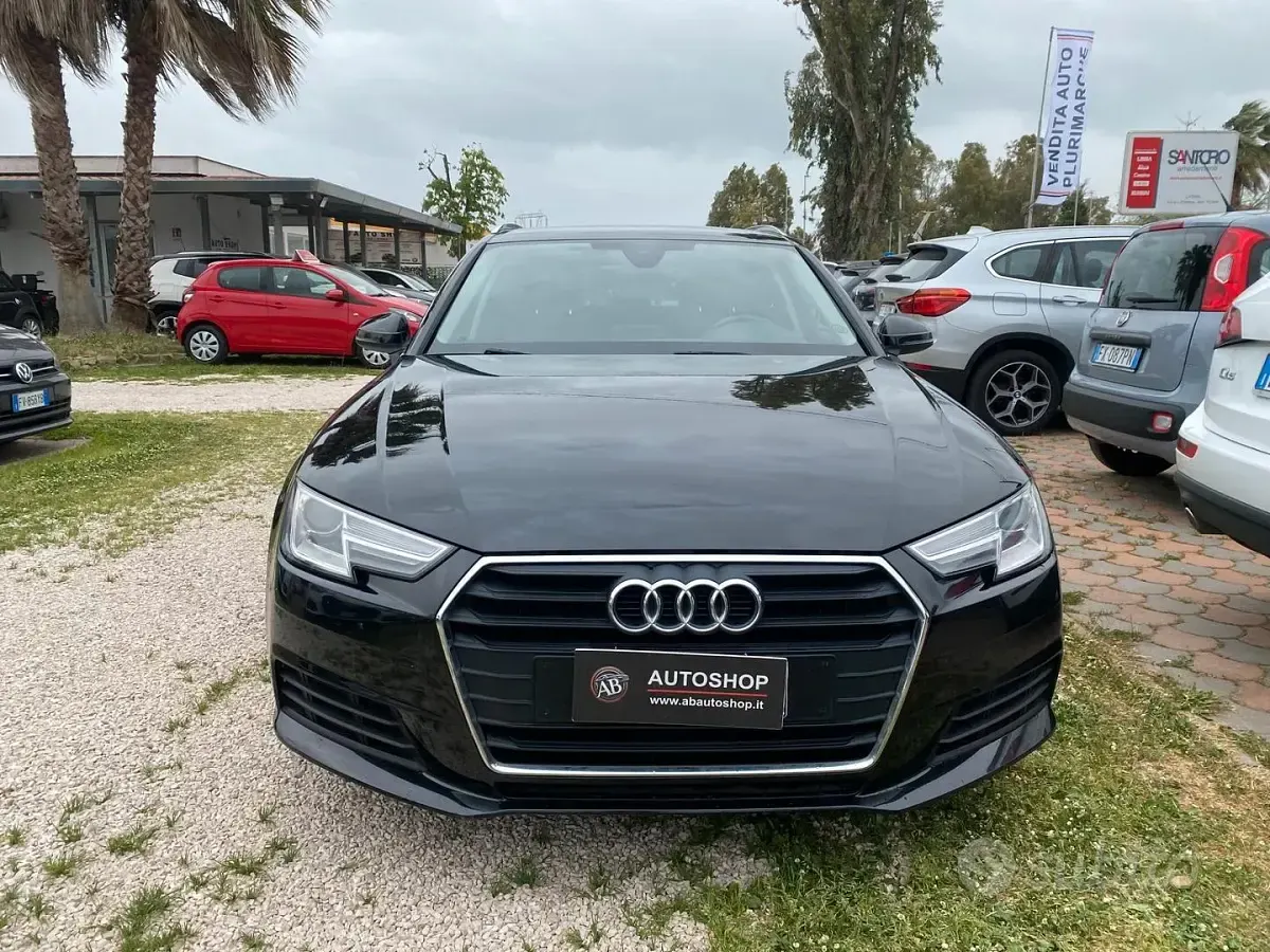 Usata Audi A4 151 CV (111 kW) 2017 Nero Station wagon