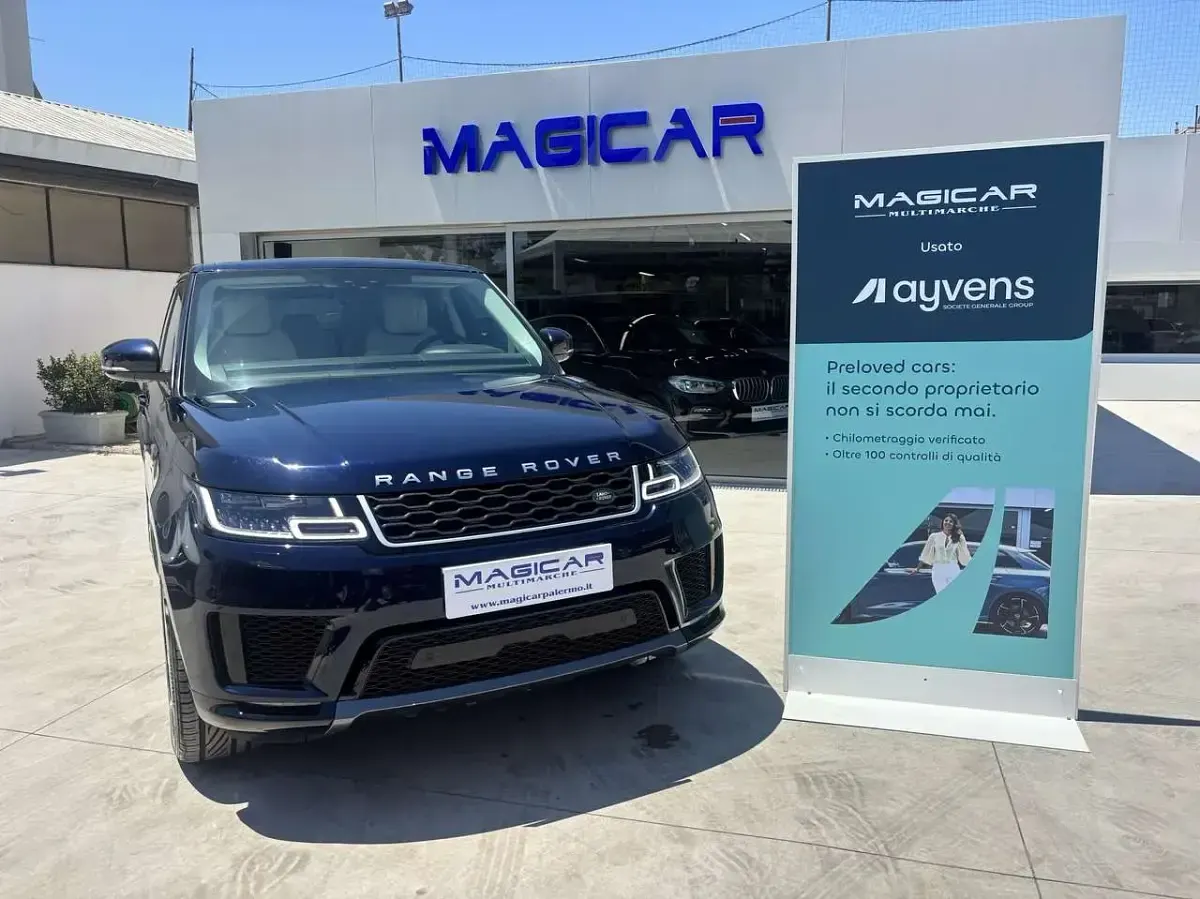 Usata Land Rover Range Rover Sport HSE 249 CV (183 kW) 2022 Blu/azzurro SUV