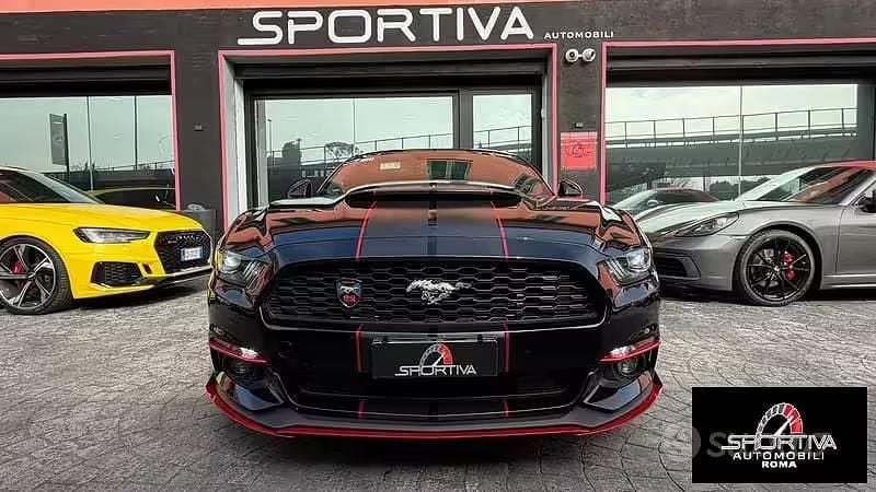 Begagnad Ford Mustang 317 HK (233 kW) 2016 Svart Sportkupé