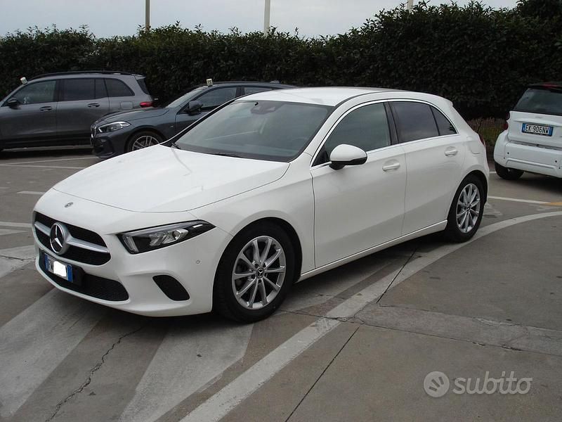 Usata Mercedes A180 109 CV (80 kW) 2019 Bianco Berlina