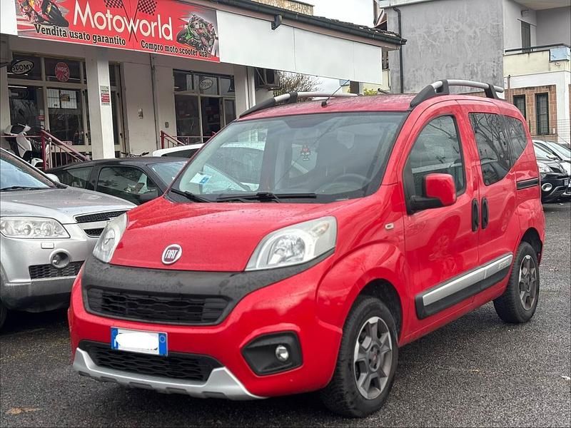 Usata Fiat Qubo Trekking 95 CV (69 kW) 2017 Rosso Monovolume