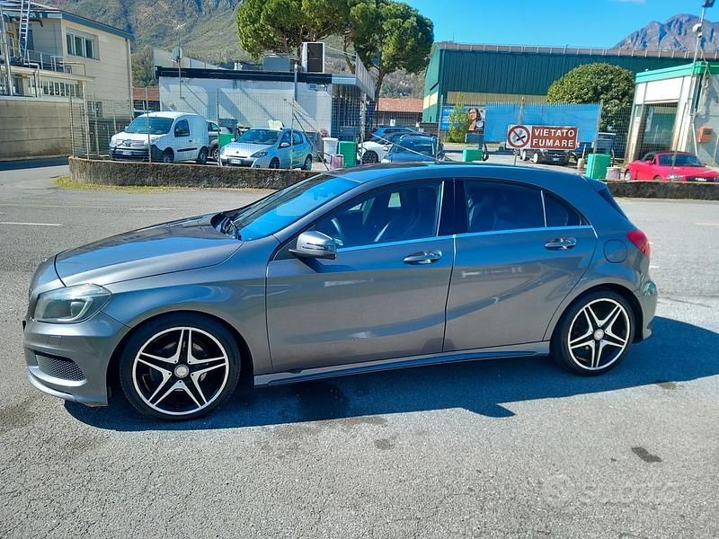 Usata Mercedes A200 136 CV (100 kW) 2013 Grigio Berlina