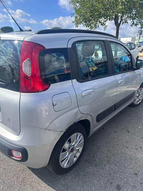 Usata Fiat Panda Lounge 69 CV (50 kW) 2018 Grigio Utilitaria