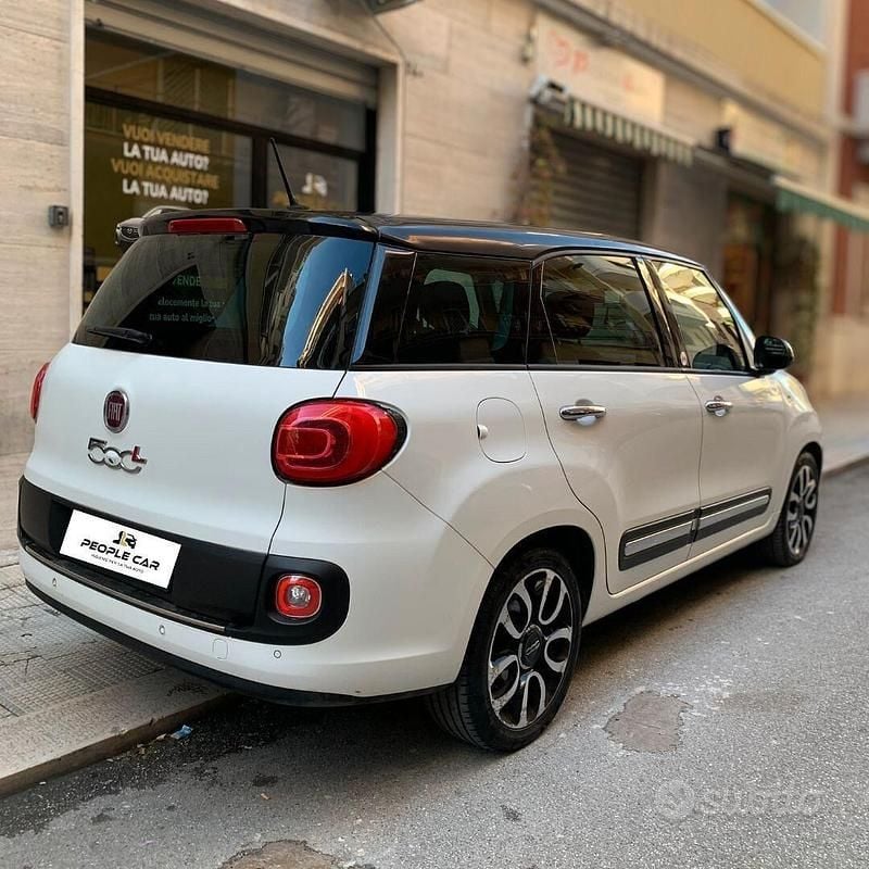 Usata Fiat 500L Business 120 CV (88 kW) 2016 Bianco Monovolume