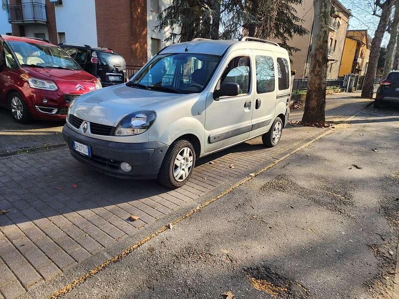 Usado Renault Kangoo 65 CV (47 kW) 2007 Monovolumen