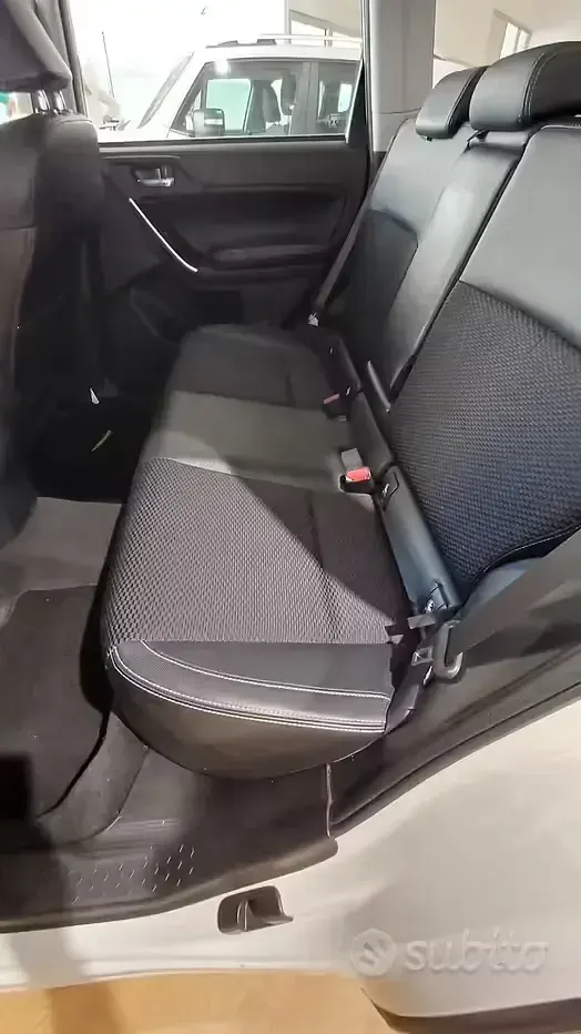 Usata Subaru Forester 147 CV (108 kW) 2017 Bianco SUV