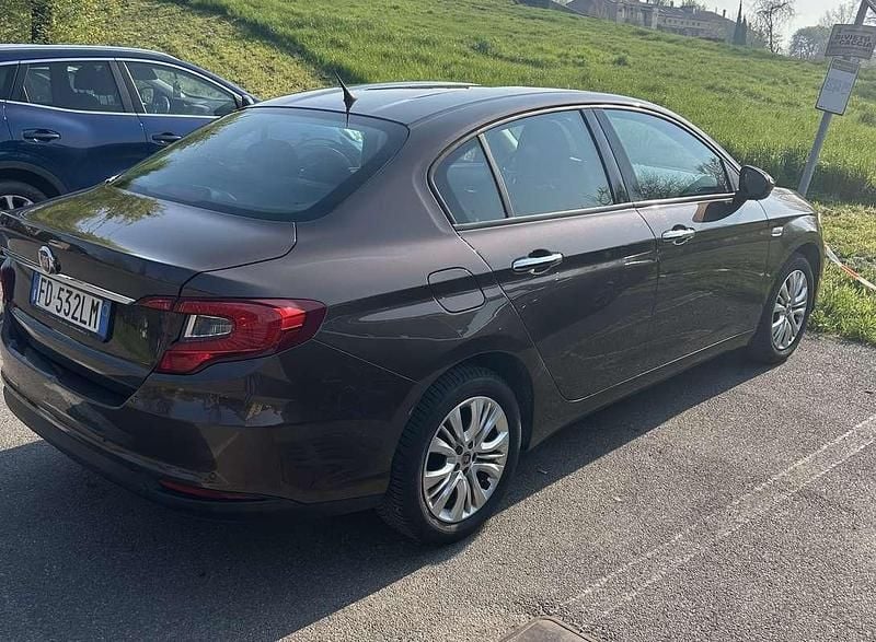 Usata Fiat Tipo Easy 120 CV (88 kW) 2016 Berlina