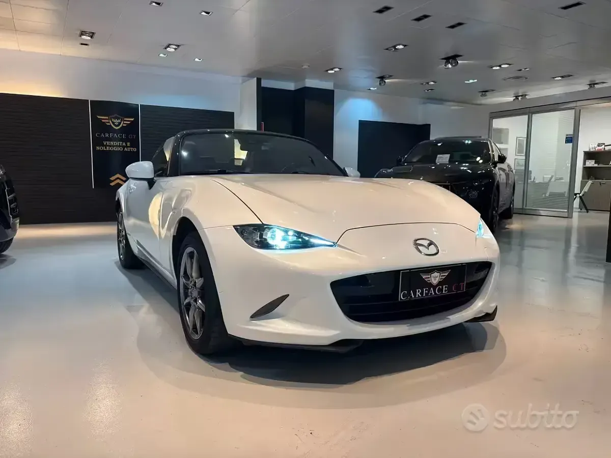 Usata Mazda MX5 132 CV (97 kW) 2021 Bianco Cabrio